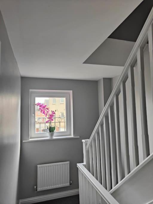 Shoreline Seaside Holiday Home Aberavon Beach Порт Толбът Екстериор снимка