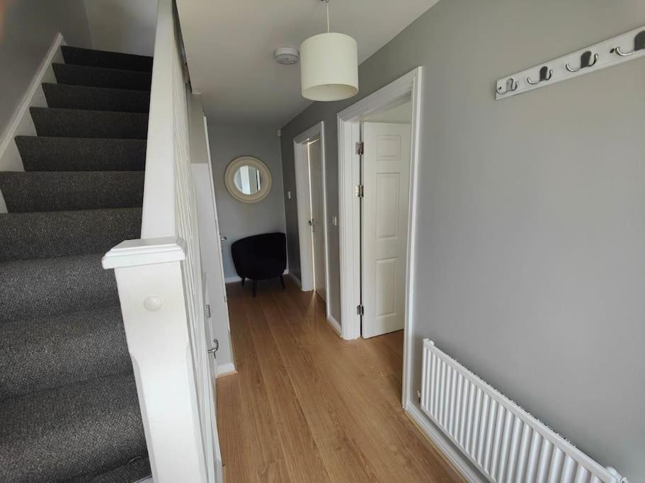 Shoreline Seaside Holiday Home Aberavon Beach Порт Толбът Екстериор снимка